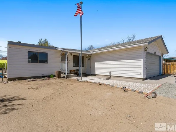 3867 Puffin St, Reno, NV 89508