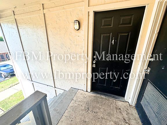 2nd image of 1207 N Clay St APT 4