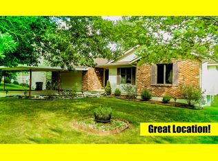 967 Choctaw Ridge Dr, Holts Summit, MO 65043