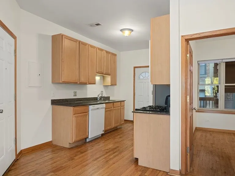 1167 E 61st St #2 — Photo 7
