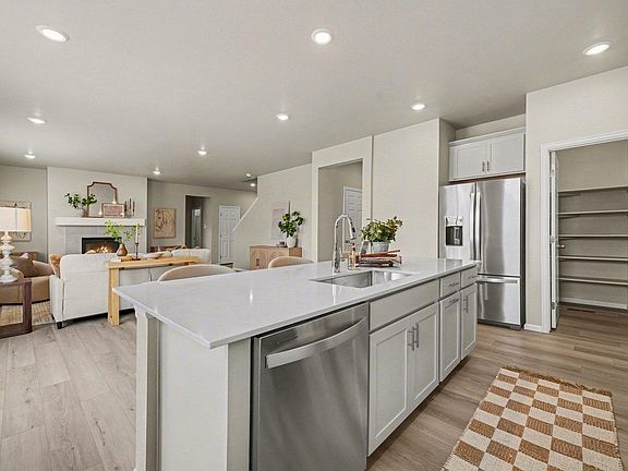 7th image of this home