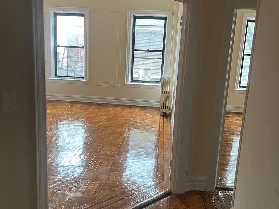 1st image of 1402 W 4th St APT B3