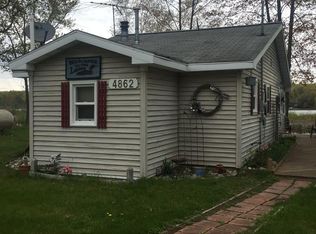 4862 Lake Pointe Dr, Harrison, MI 48625