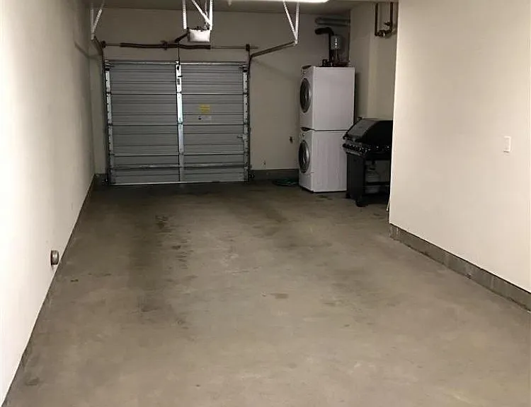 33 Glashaus Loop — Photo 10