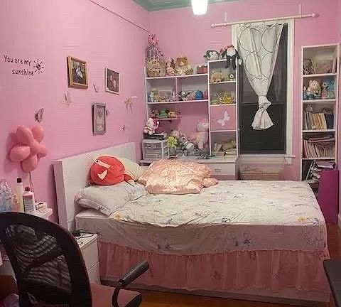 3rd image of 4355 Kissena Blvd APT 4B