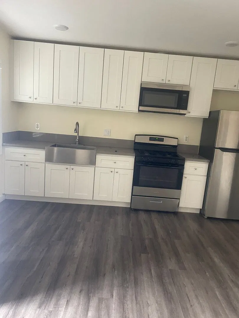 5274 Ithaca Ave — Photo 1
