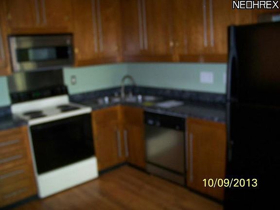 4th image of 19716 Dell Dr #7014