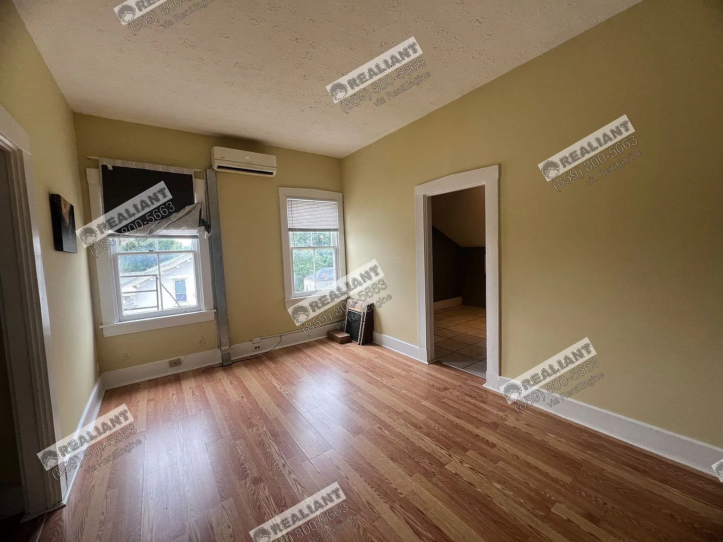 1 bed, 1.0 bath, $995 — Photo 2