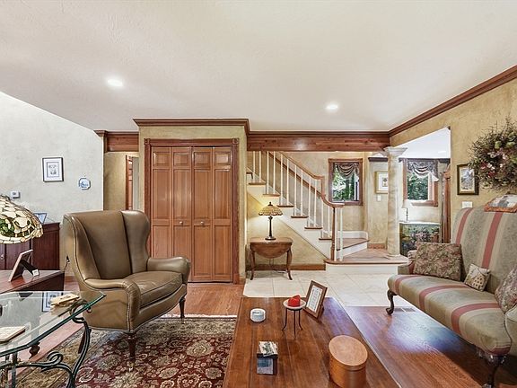 2nd image of 41 Apple Rd