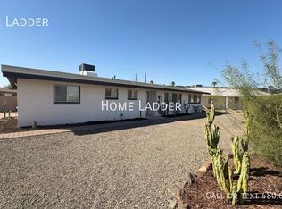 842 N Las Palmas Dr, Goodyear, AZ 85338