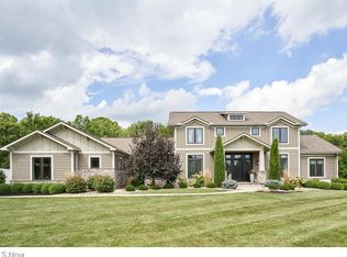 2231 Majesty Ct, Akron, OH 44333