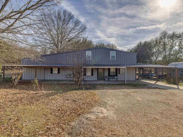 49 Gandy Rd, Mangham, LA 71259