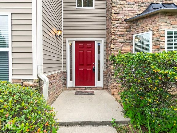 3rd image of 4753 Beau Point Ct