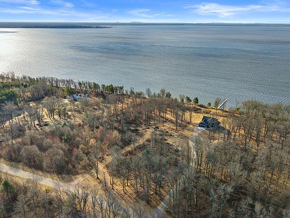 3rd image of W5073 Southview Dr