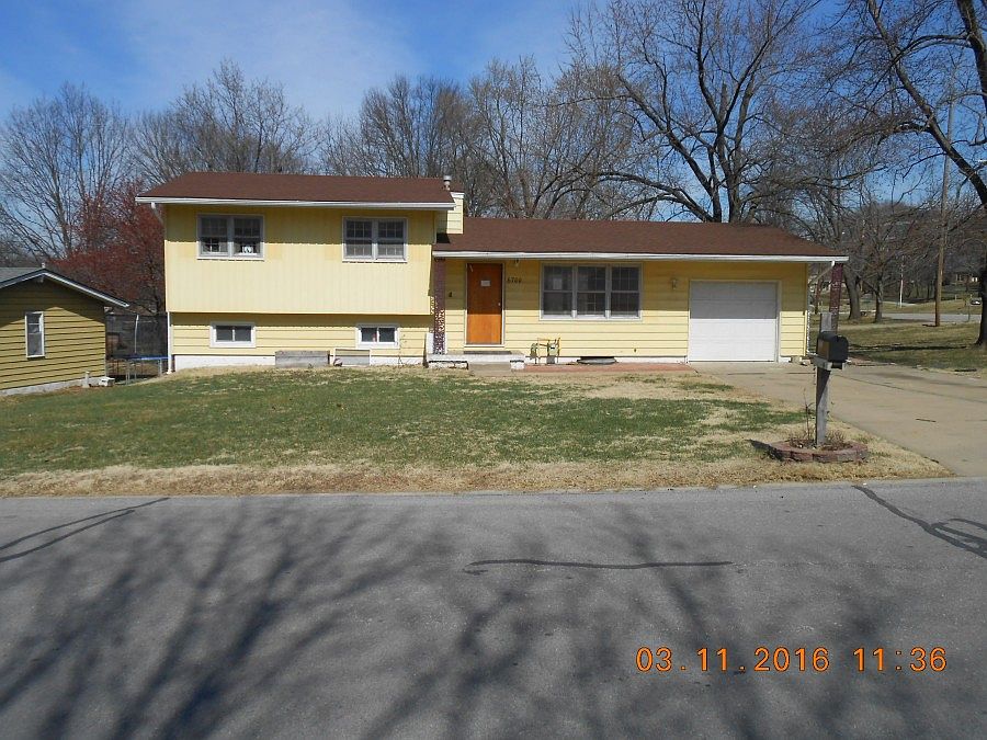 1st image of 6700 NW 71st St