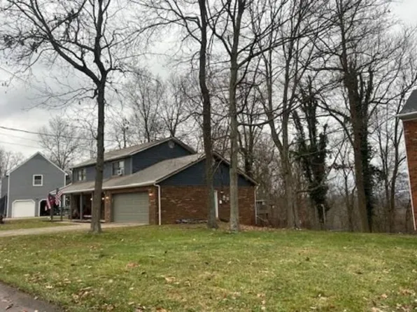 402 Country Cove Ests, Scott Depot, WV 25560