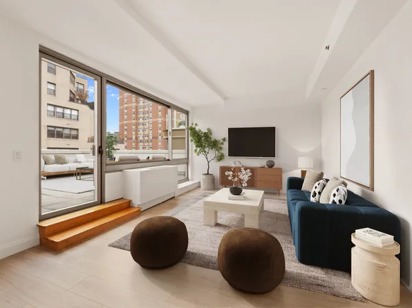 242 East 25th Street image 2 of 10