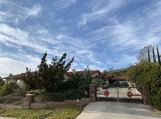 1069 N Horseshoe Bnd, Walnut, CA 91789