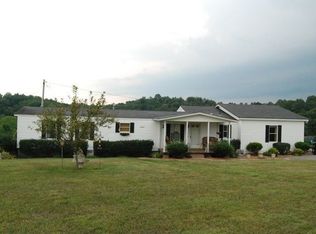 2915 Mitchell Weaver Rd, Scottsville, KY 42164