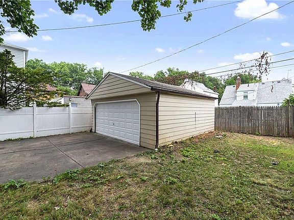 5th image of 4879 E 108th St