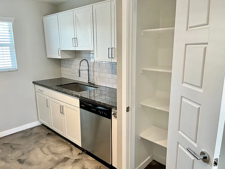 4207 N 27th St #2 — Photo 11