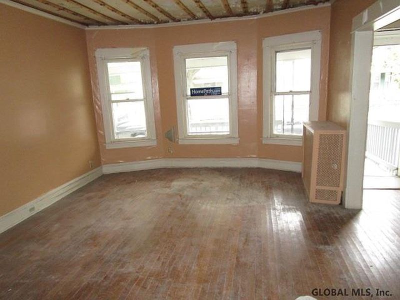 2nd image of 36-38 MORRIS Street