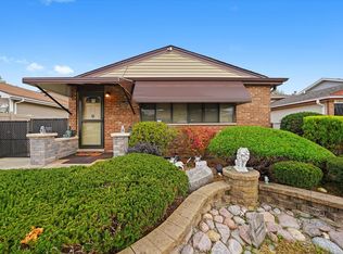 18057 Juneway Ct, Country Club Hills, IL