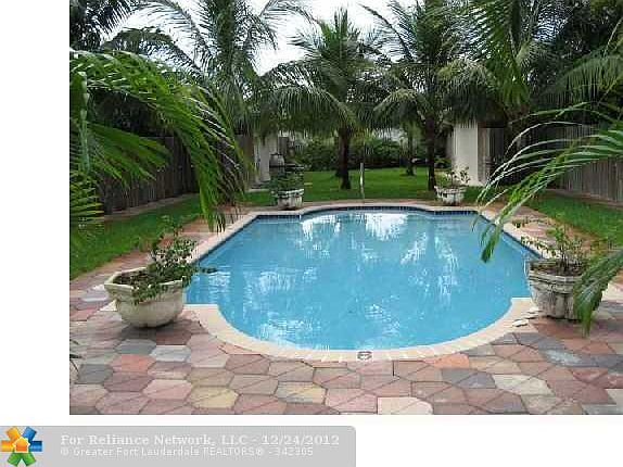1st image of 1336 Holly Heights Dr APT 9
