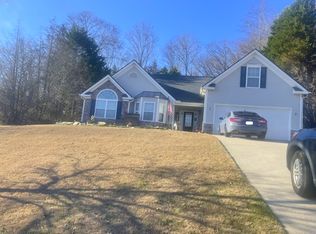 6728 Carriage Walk Ln, Flowery Branch, GA 30542