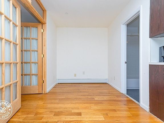 2nd image of 1369 Dekalb Ave APT 6