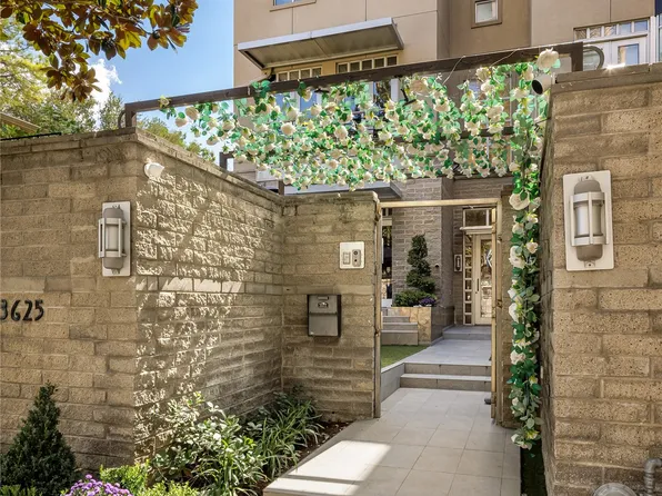 3625 Brown St, Dallas, TX 75219
