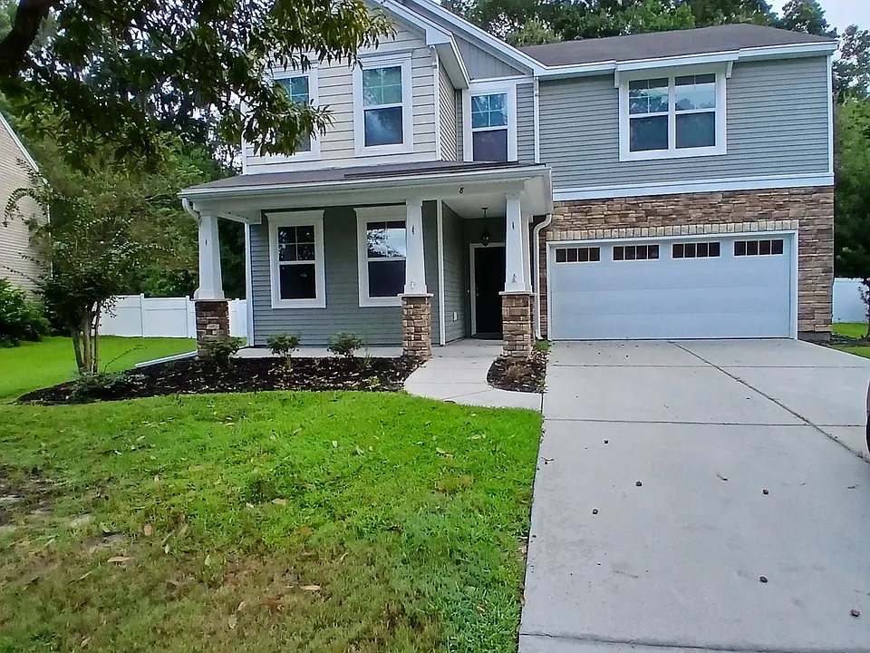 8 Cedar Creek Cir #8