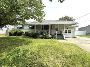 303 Mohican Dr, Portsmouth, VA 23701