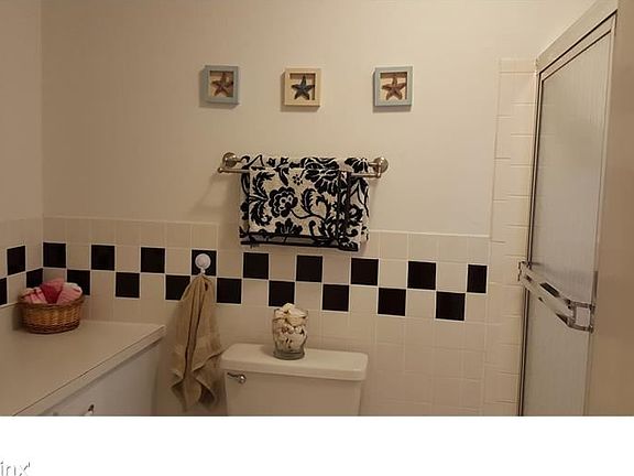 4502 Bath 2