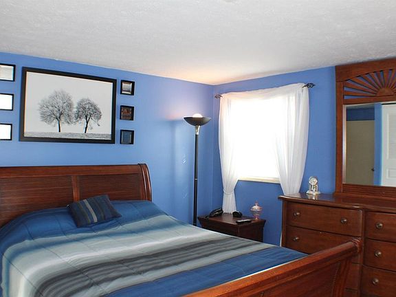 5th image of 8370 Winding Trail Pl