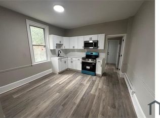 106 N 9th St #1, Darby, PA 19023