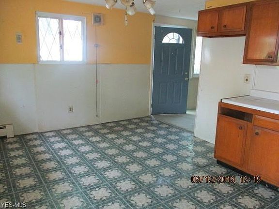4th image of 617 Delaware Ave