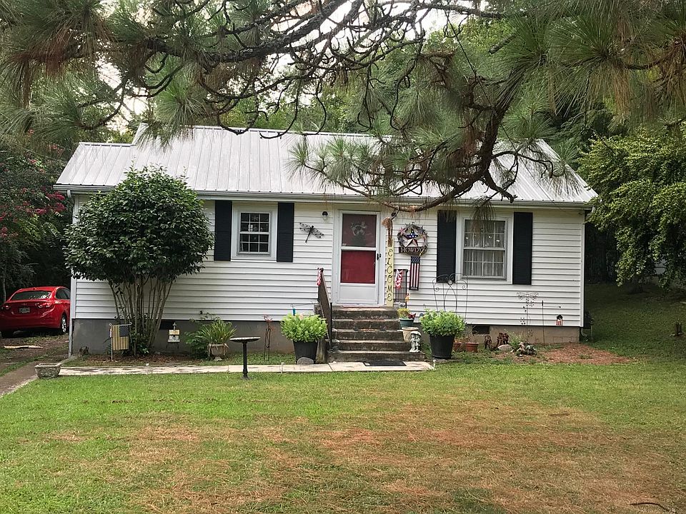 1st image of 3101 Greenwich Ave