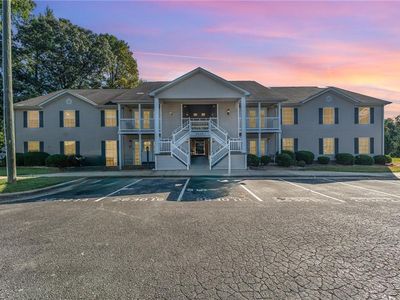 2630-2D Guyer St, High Point, NC, 27265