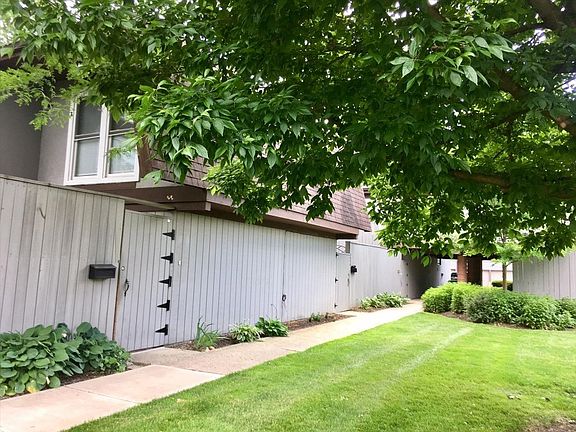 2nd image of 5434 Worth Forest Pl