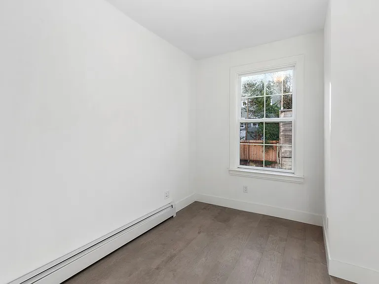 1555 Oak St #850R — Photo 17
