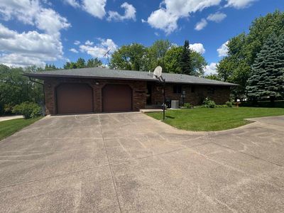 107 Charles St, Guttenberg, IA, 52052