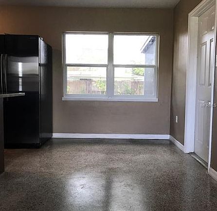 5th image of 5873 44th Ave N