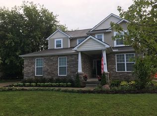 10628 Bouldercrest Dr, South Lyon, MI 48178