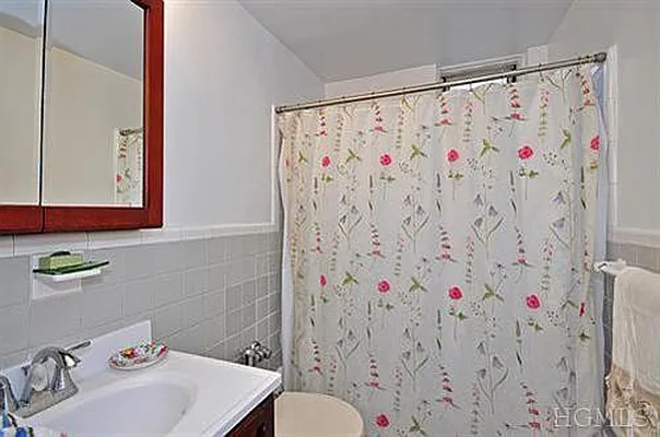 Sold by Chintan Trivedi | media 4