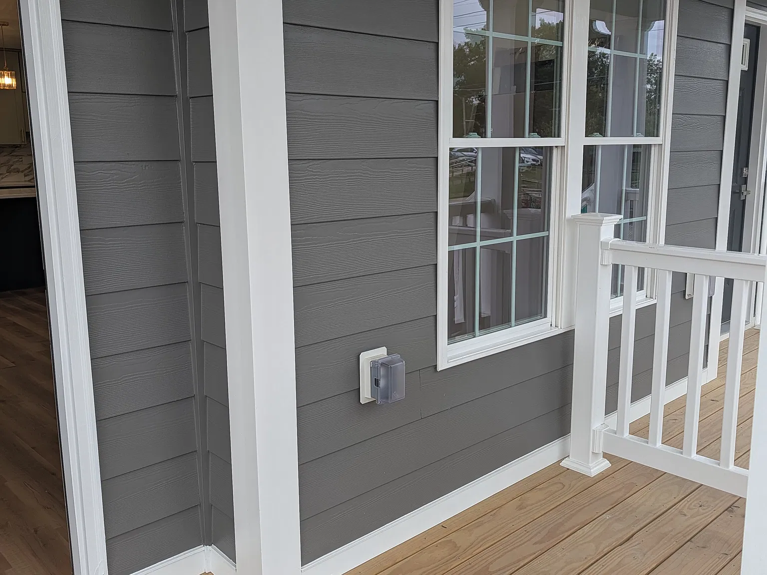 2501 Porter St — Photo 3