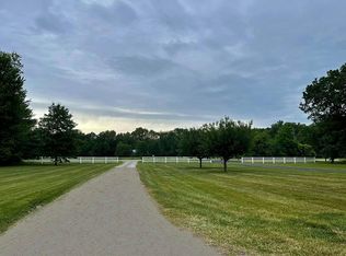 2695 W Erie Rd, Temperance, MI 48182