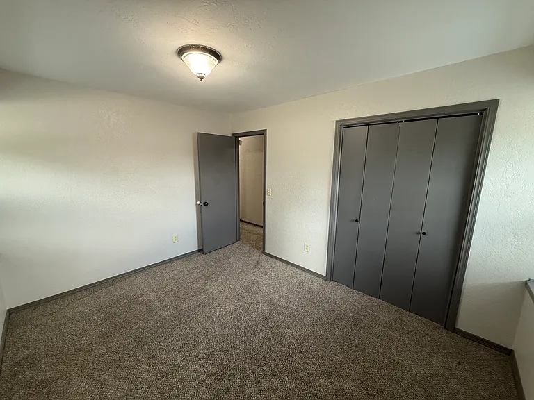 501 Palais Ave — Photo 15