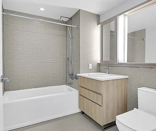 5th image of 60 Duffield St APT 7E