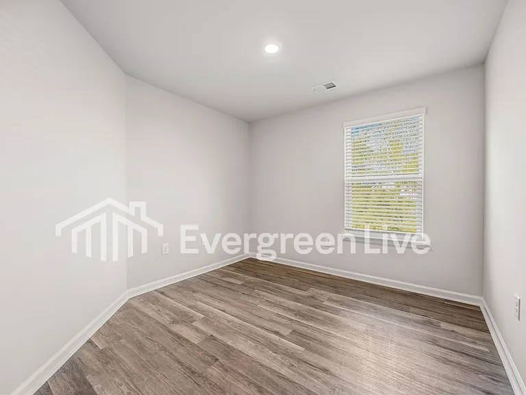 2233 Courtina Way — Photo 12